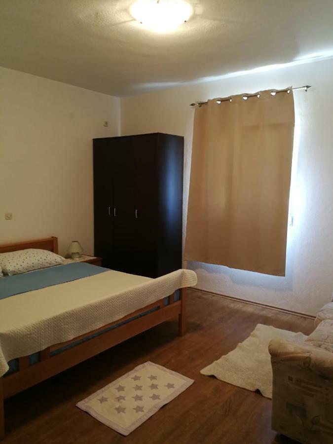 Apartments N&M Sukošan Esterno foto